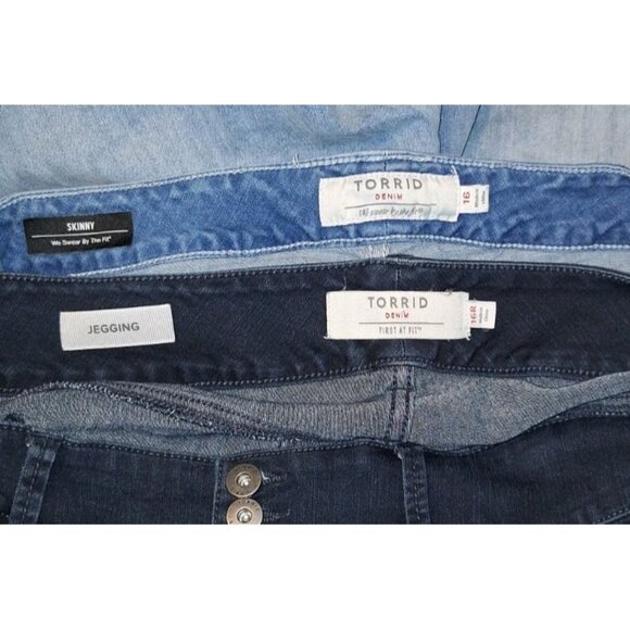 Torrid Women's Size 16 Blue Skinny Jeans Distressed And Black Jeggings 36x28 - Picture 4 of 8